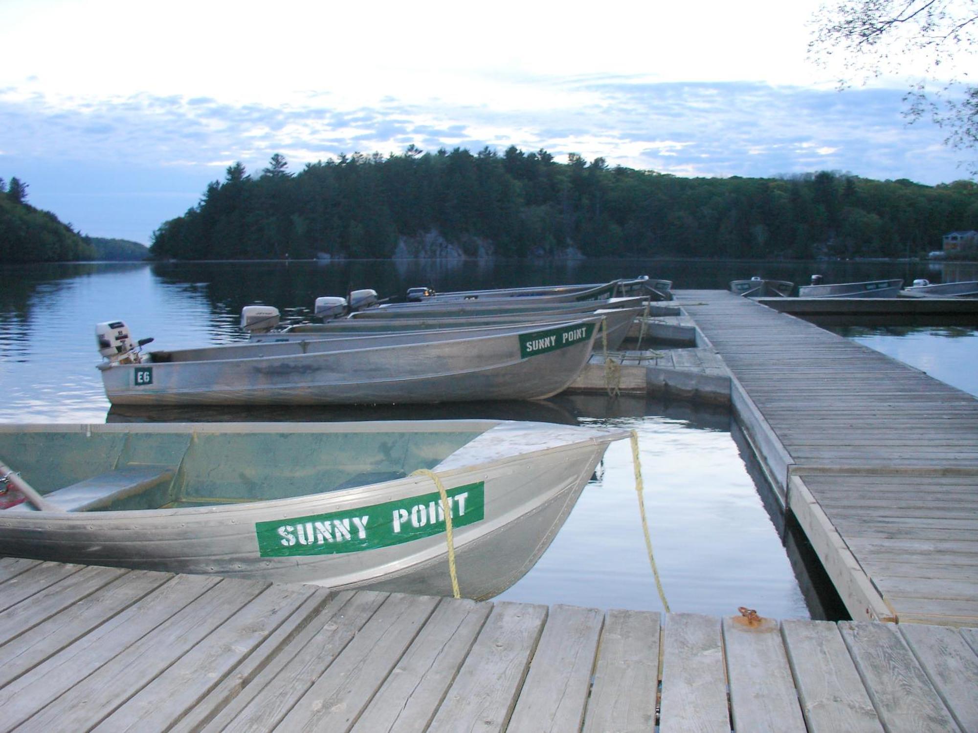 Sunny Point Resort Otter Lake 외부 사진