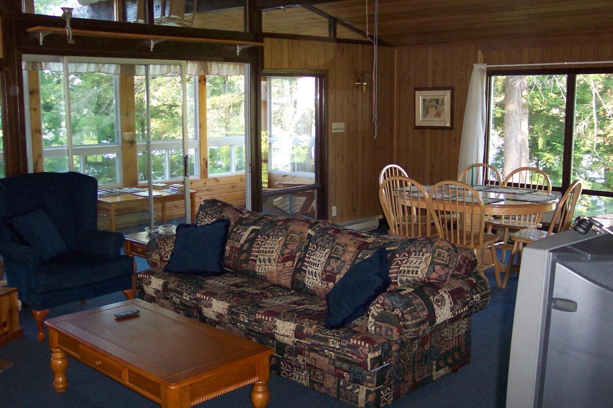 Sunny Point Resort Otter Lake 외부 사진