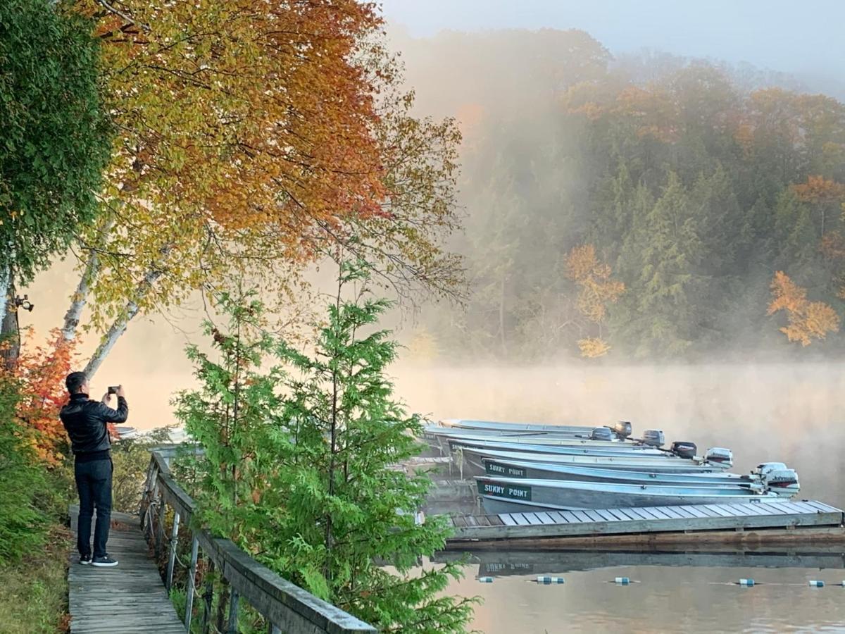 Sunny Point Resort Otter Lake 외부 사진
